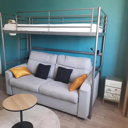 Rent 25 M2 Center, * Brest